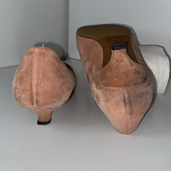 PRADA pale rose SUEDE kitten heel loafers squared toe W bow, 1.5” pumps 37 VGUC - Picture 7 of 16